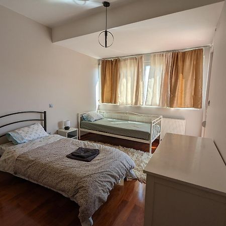 John'S Apartment Near 이오아니아 외부 사진